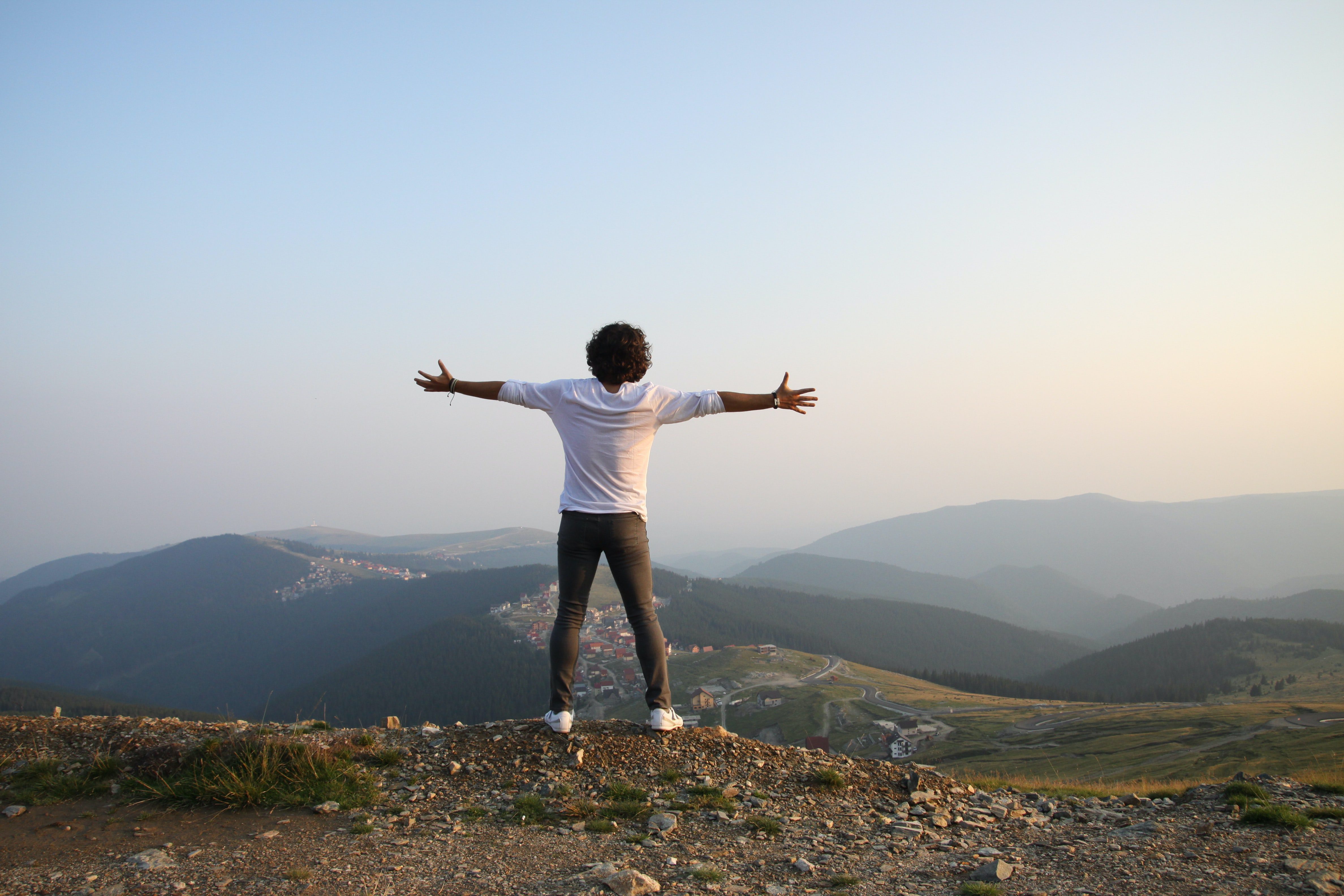 charismatic leadership characteristics